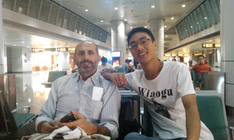Fido with overseas client at airport